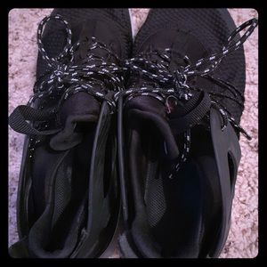 Rare size 8 Nike women’s running shoes